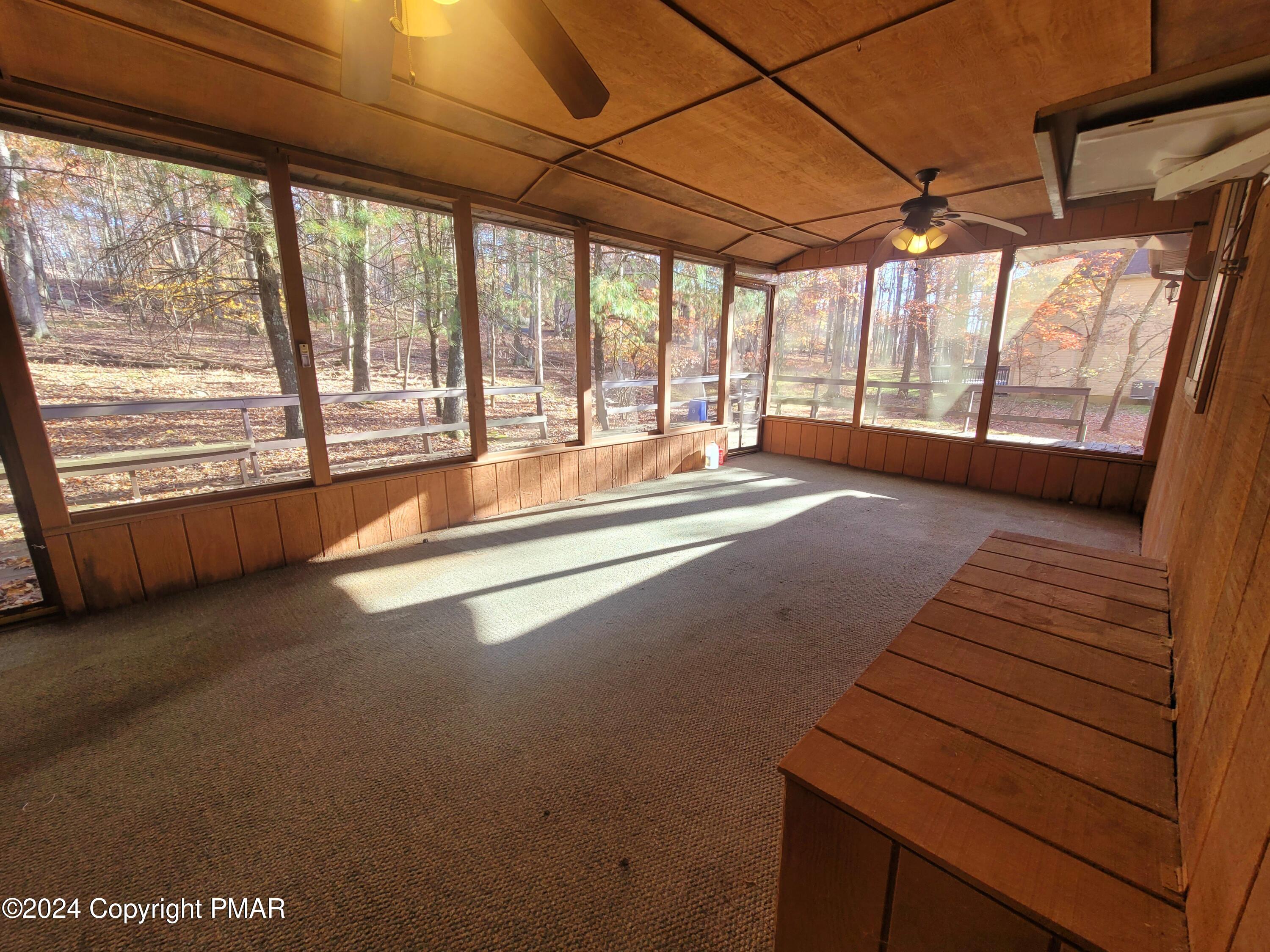 227 Ravenhill Road, Tamiment, Pennsylvania image 30