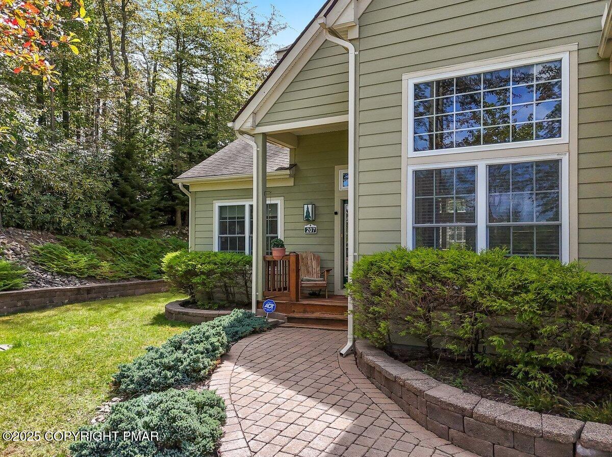 207 Hermit Thrush Road