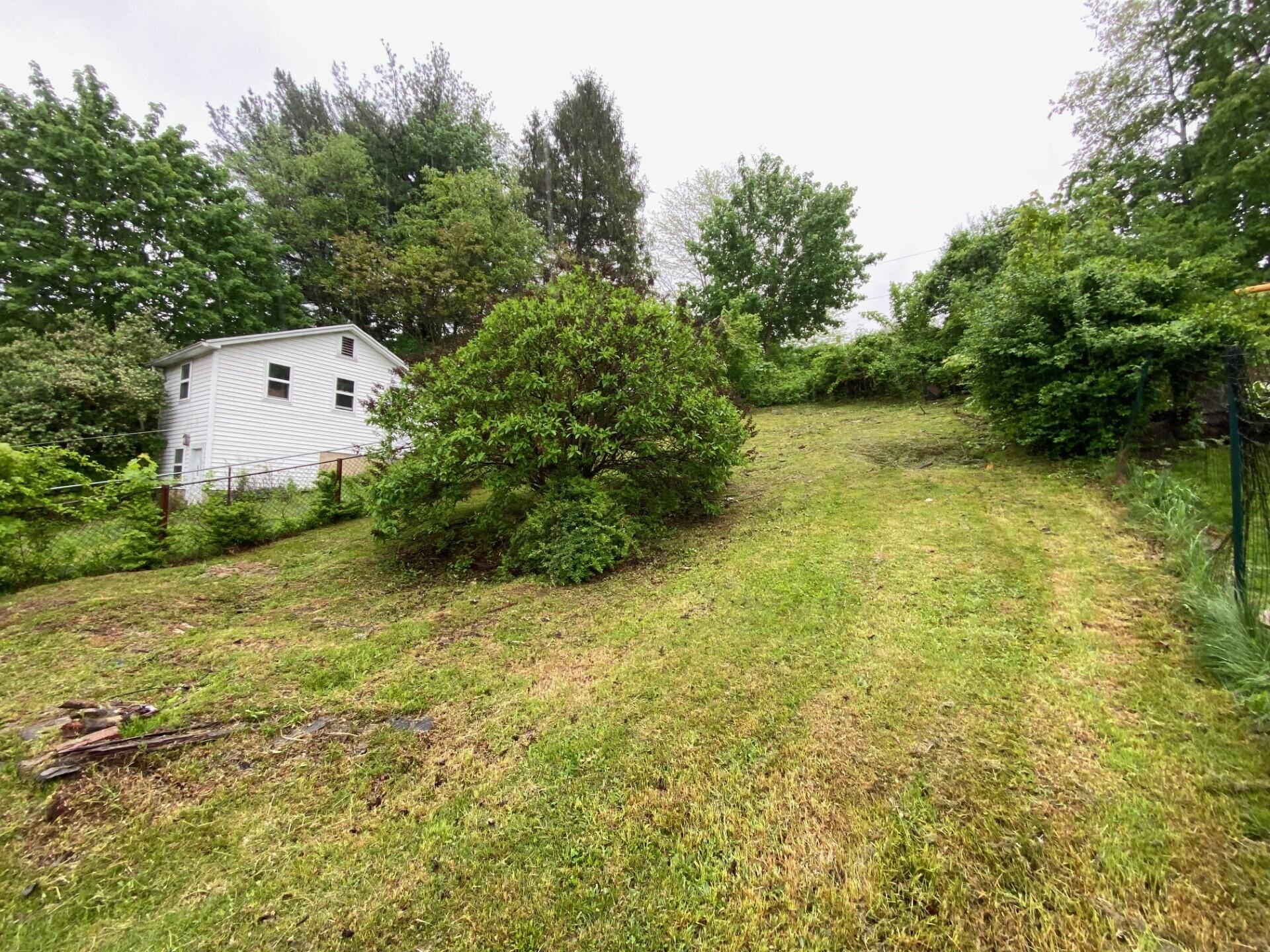 622 E Front Street, Lansford, Pennsylvania image 7