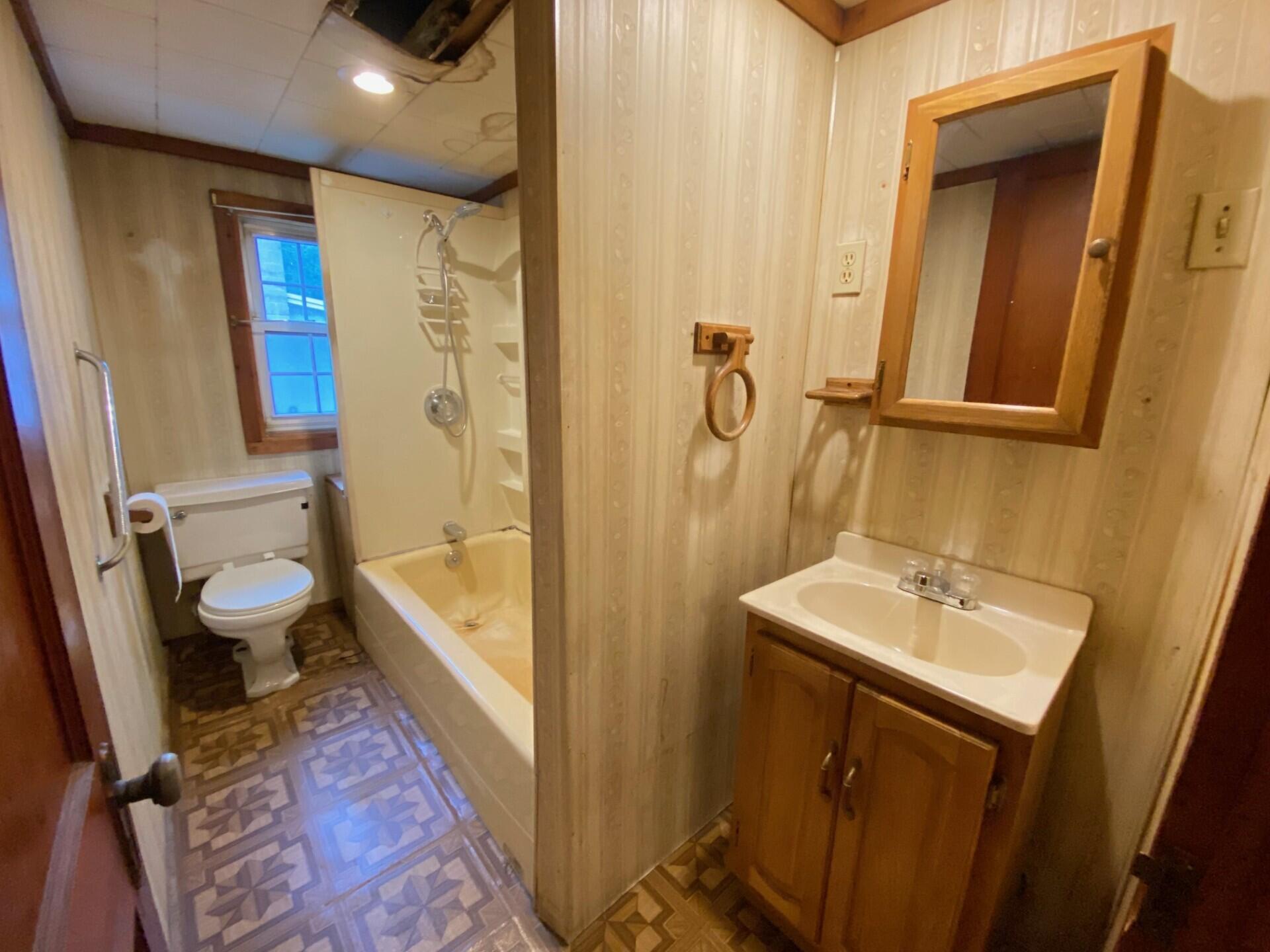 622 E Front Street, Lansford, Pennsylvania image 28