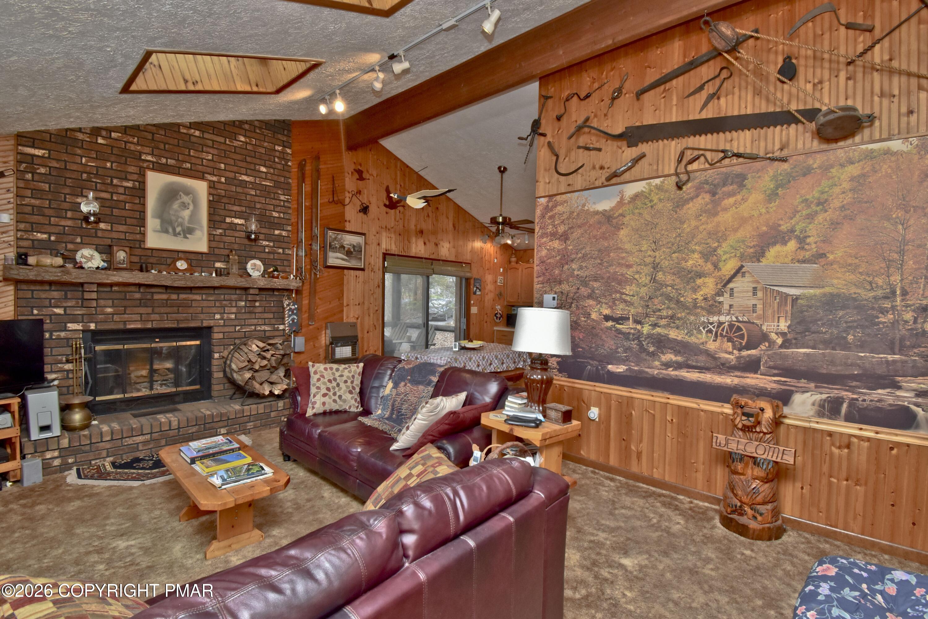 3430 Canterbury Circle