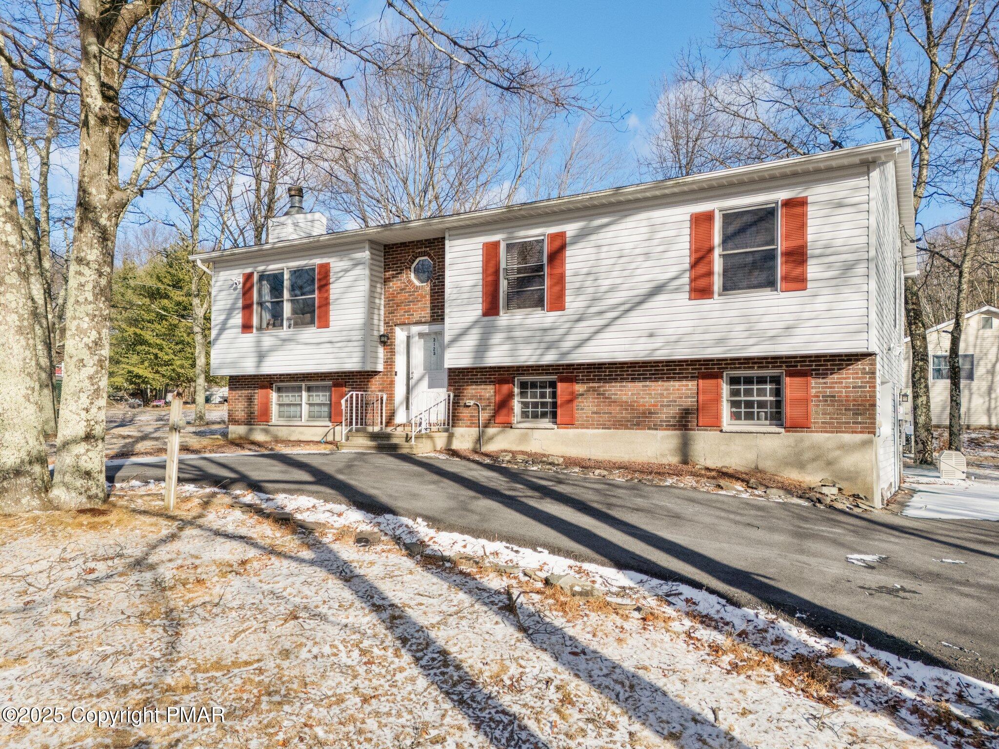 2123 Valleyview Drive, Bushkill, Pennsylvania image 4