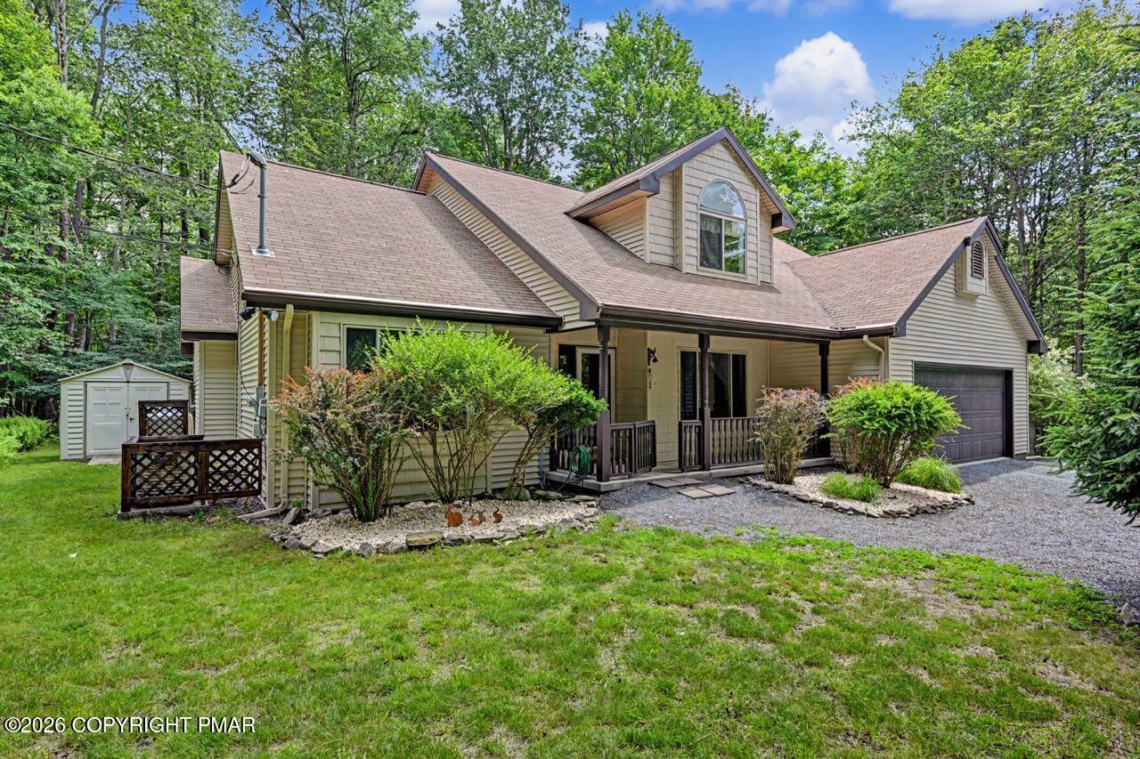 6 Blue Jay Lane