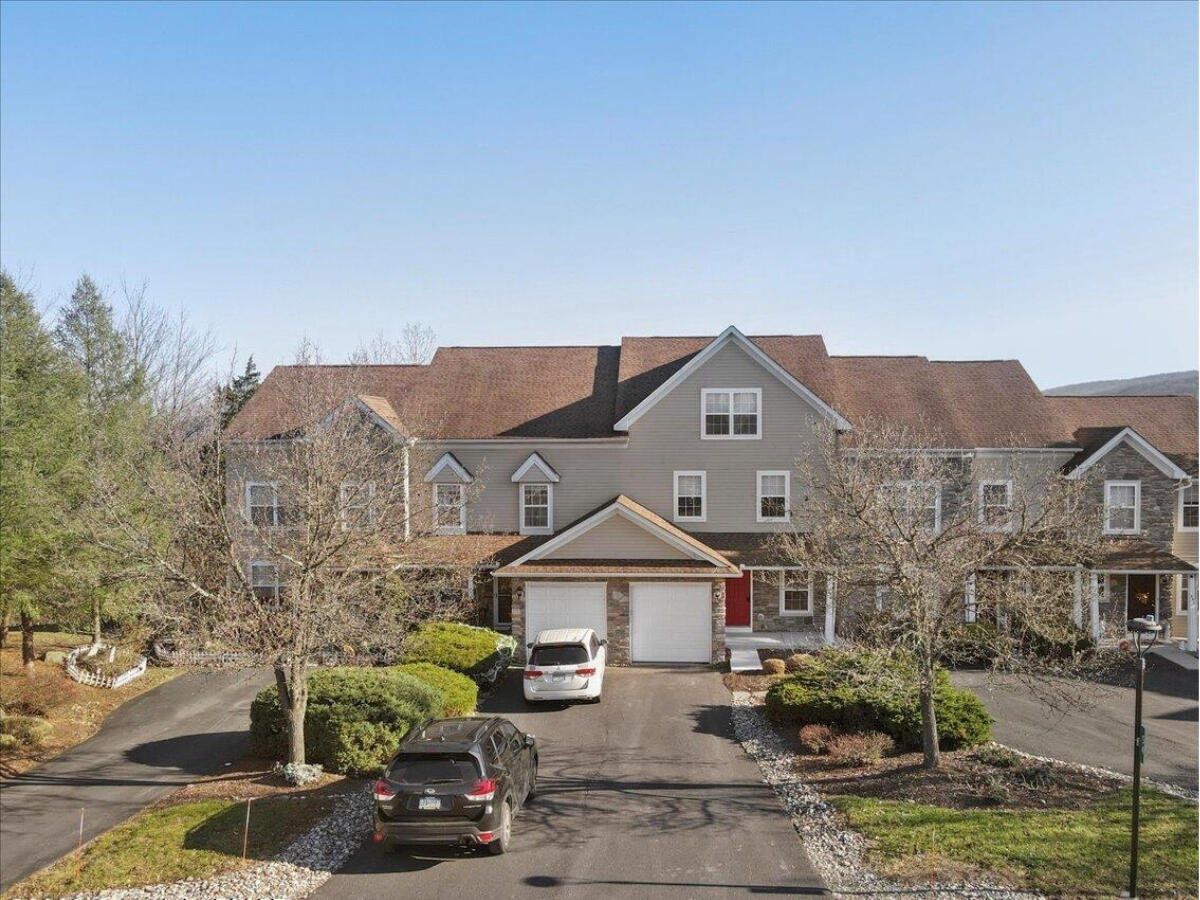 54 Lower Ridge View Circle #UNIT C, East Stroudsburg, Pennsylvania image 5