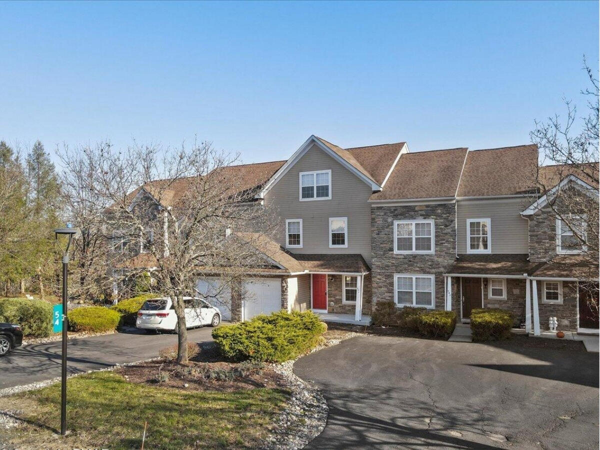 54 Lower Ridge View Circle #UNIT C, East Stroudsburg, Pennsylvania image 4