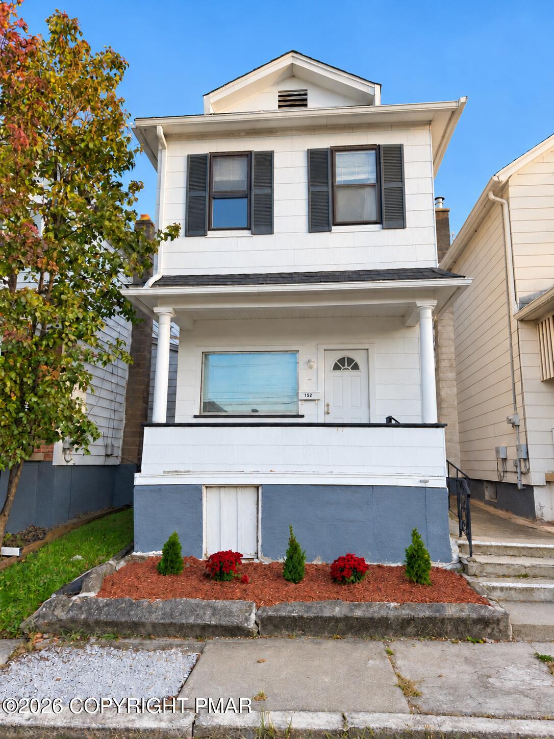 152 Johnson Street