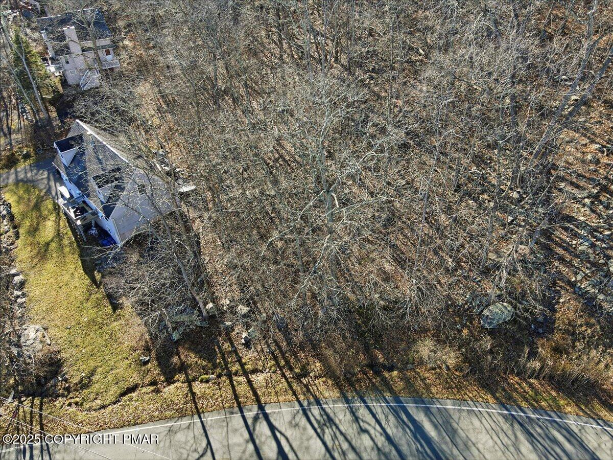 1370 Sec 2 N Hampton Court