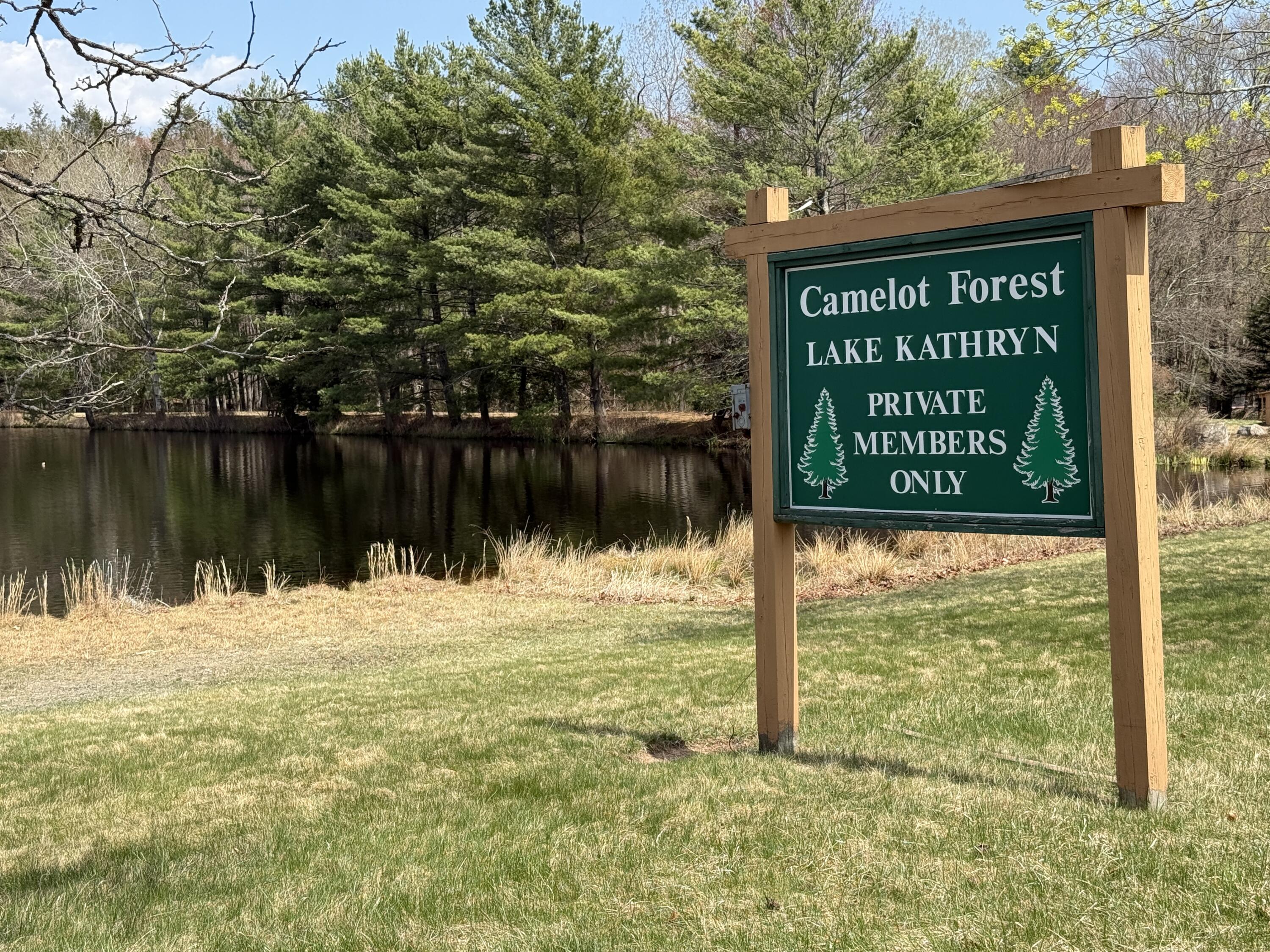 170 / 171 Sir Gawain Court, Pocono Lake, Pennsylvania image 11