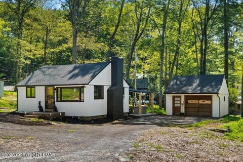 31 Maple Street Hawley PA 18428