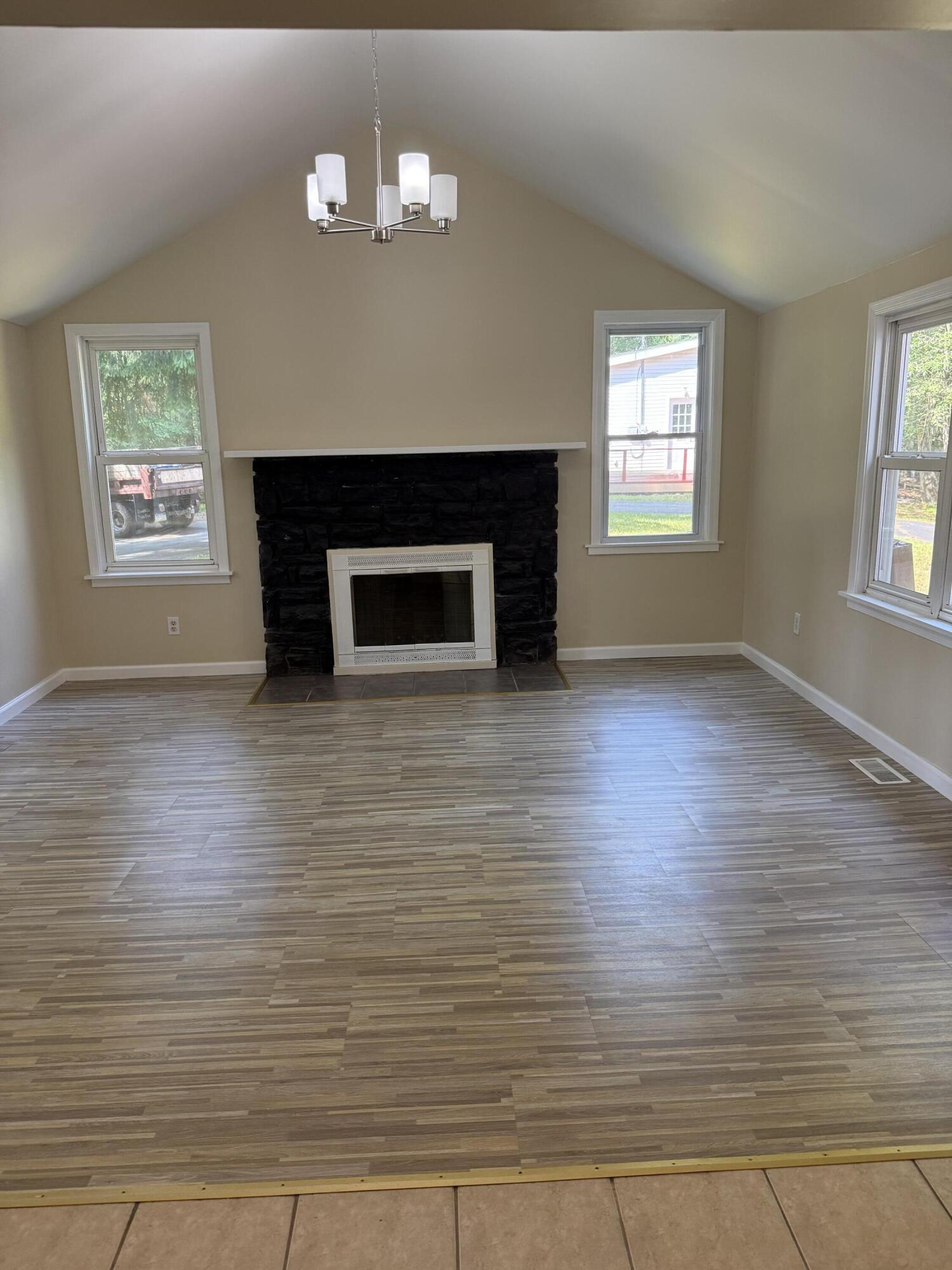 6308 Deer Drive, East Stroudsburg, Pennsylvania image 5