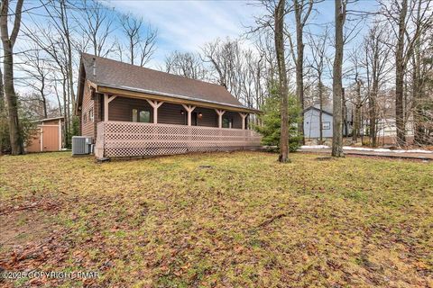 7515 Crestview Drive Tobyhanna PA 18466