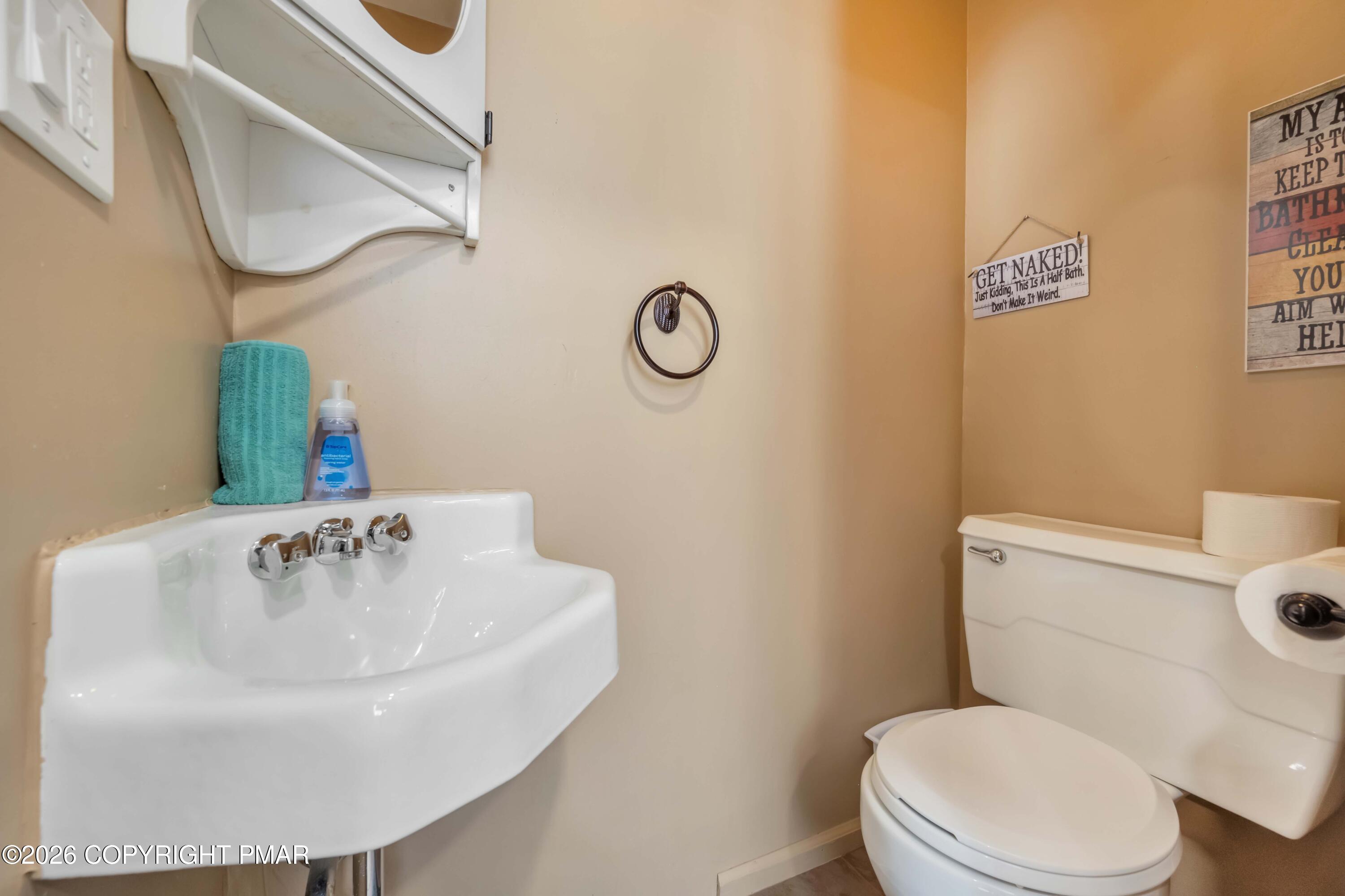 25 Middle Village Way