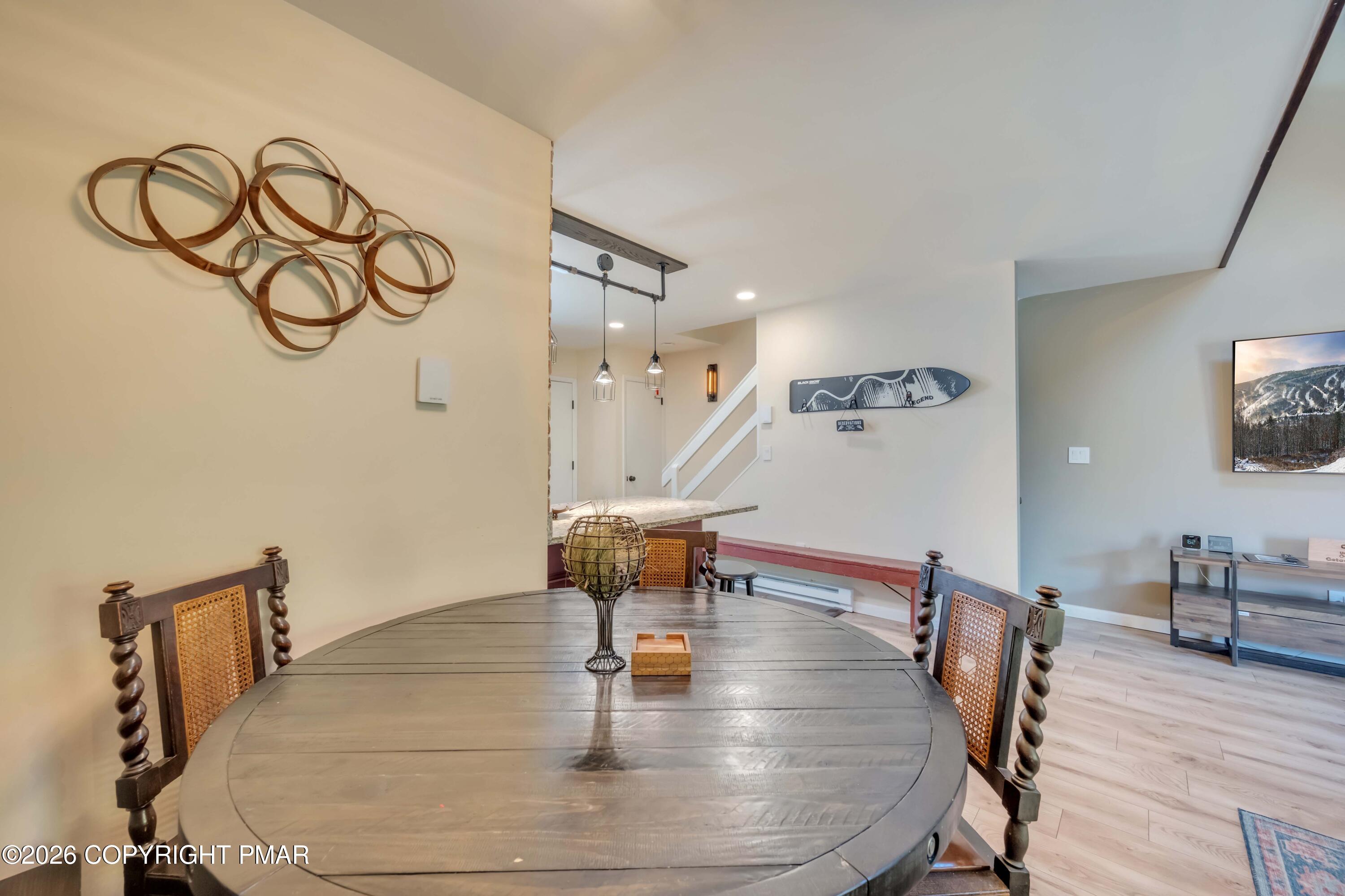 25 Middle Village Way