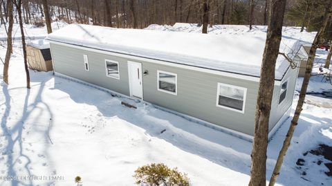 Mobile Home For Sale - 128 Bartion Court<br/> Bartonsville, PA 18321