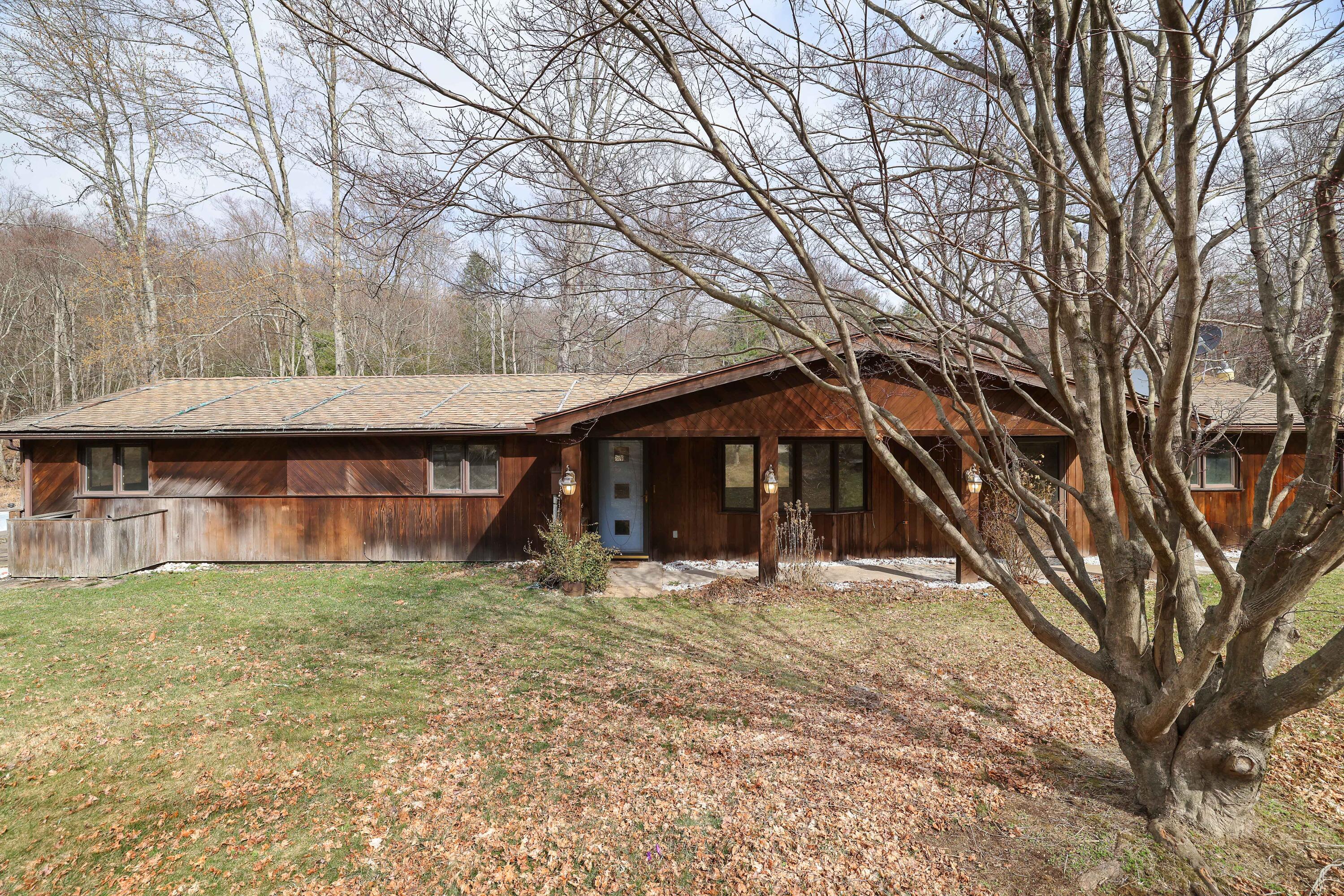 127 Beaver Drive, Harveys Lake, Pennsylvania image 3