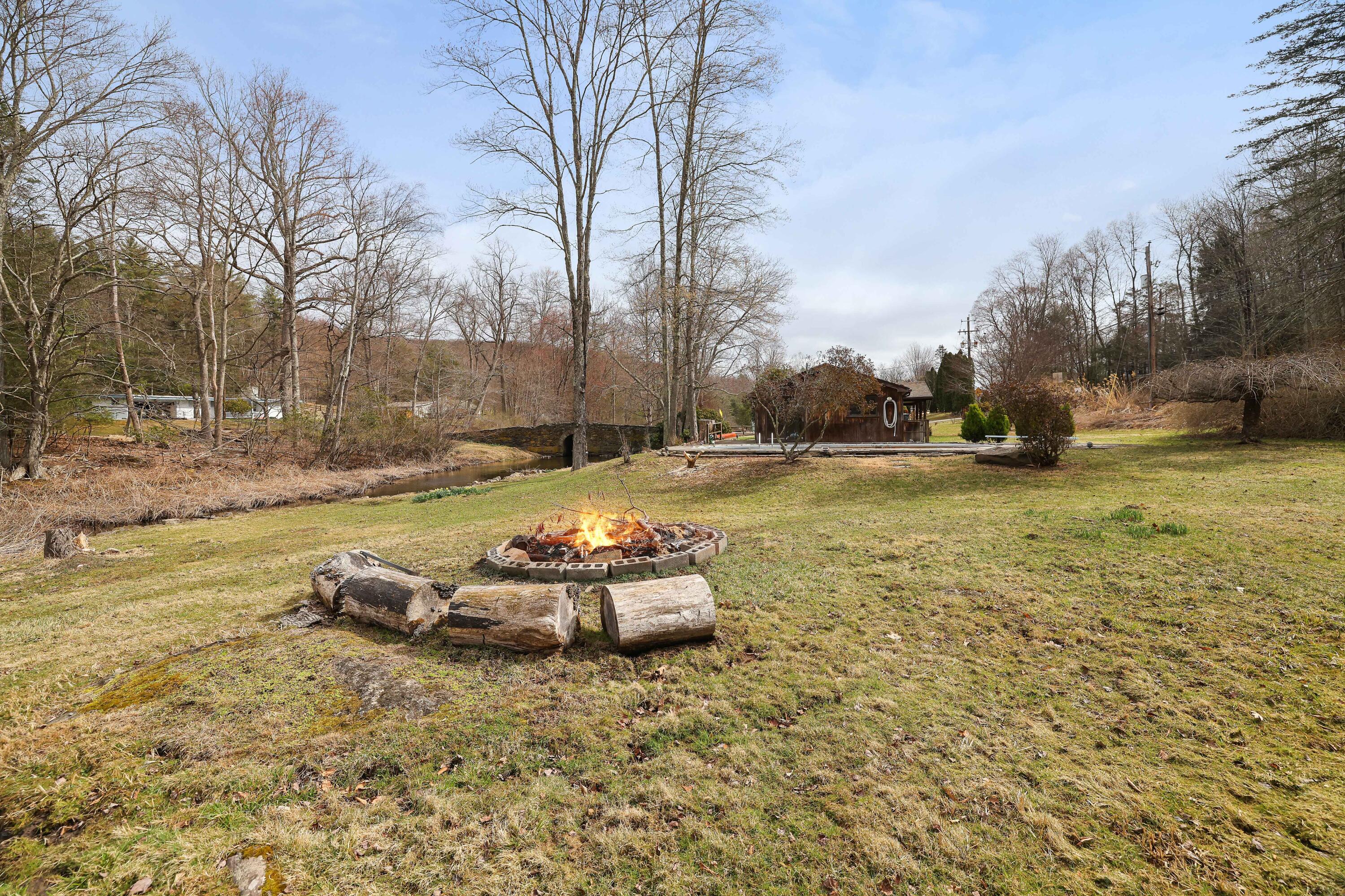 127 Beaver Drive, Harveys Lake, Pennsylvania image 5