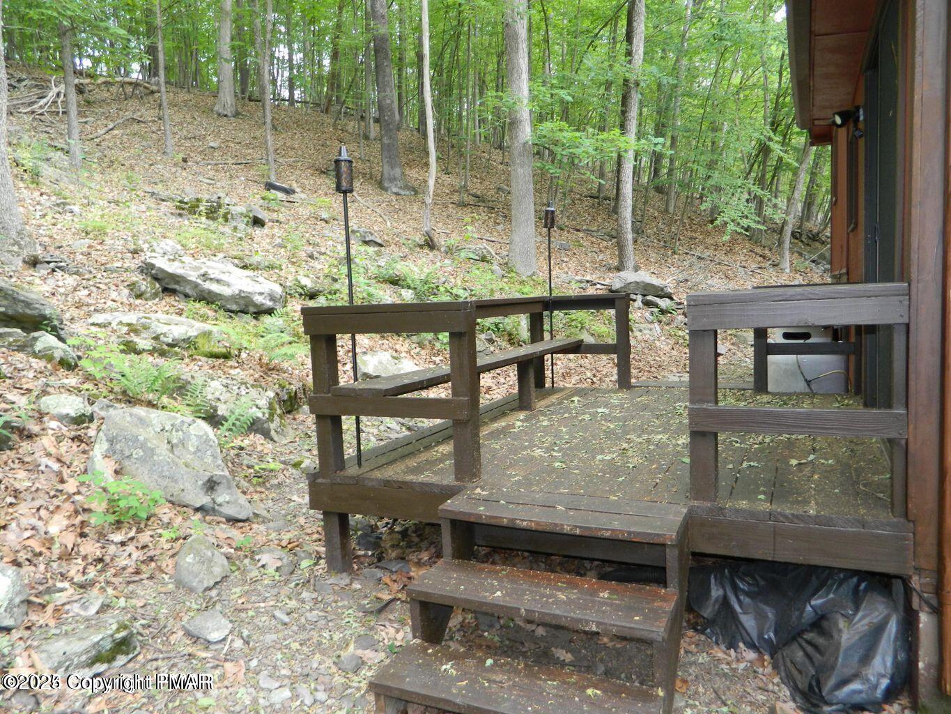 6061 Decker Road, Bushkill, Pennsylvania image 16
