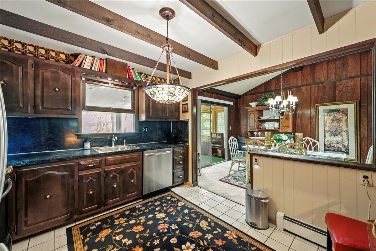 1125 Rhododendron Lane, Pocono Summit, Pennsylvania image 12