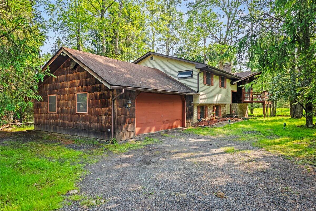 1125 Rhododendron Lane, Pocono Summit, Pennsylvania image 36
