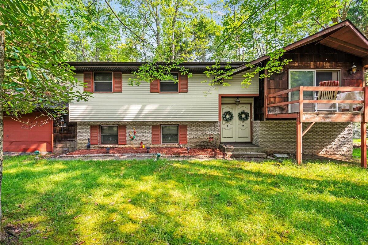 1125 Rhododendron Lane, Pocono Summit, Pennsylvania image 1