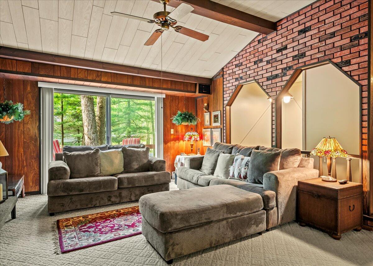 1125 Rhododendron Lane, Pocono Summit, Pennsylvania image 7