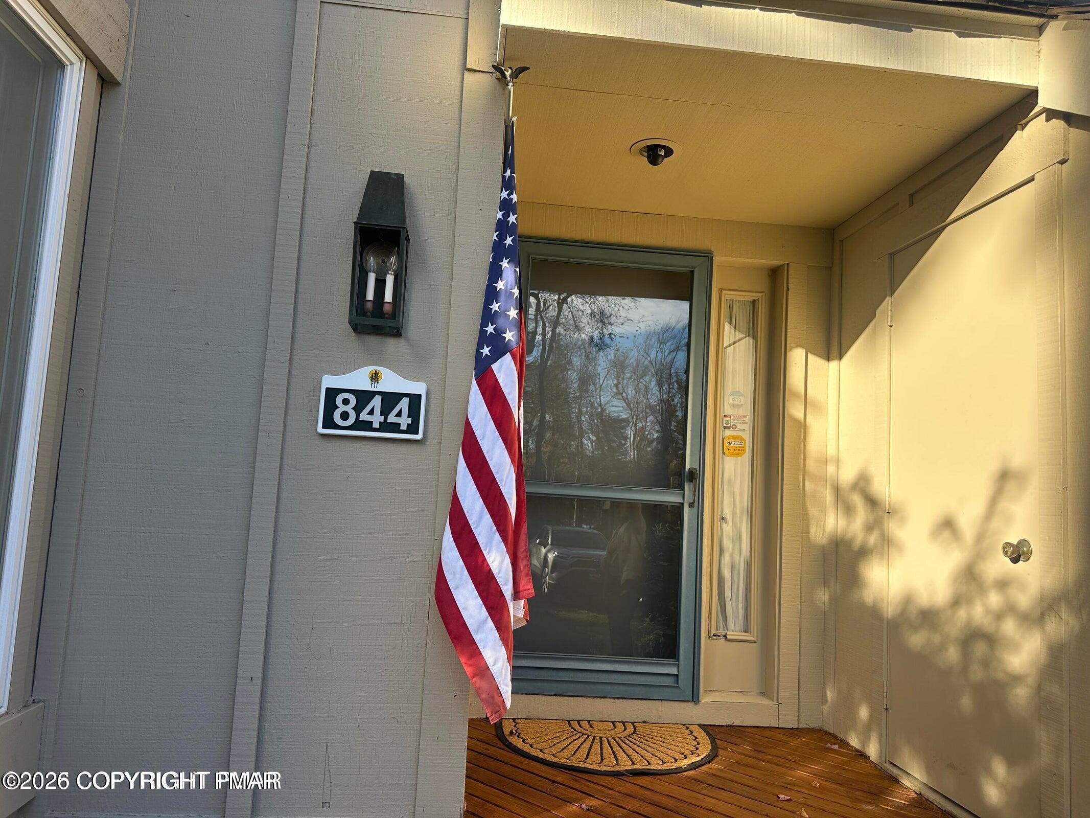 844 Crest Pines Lane