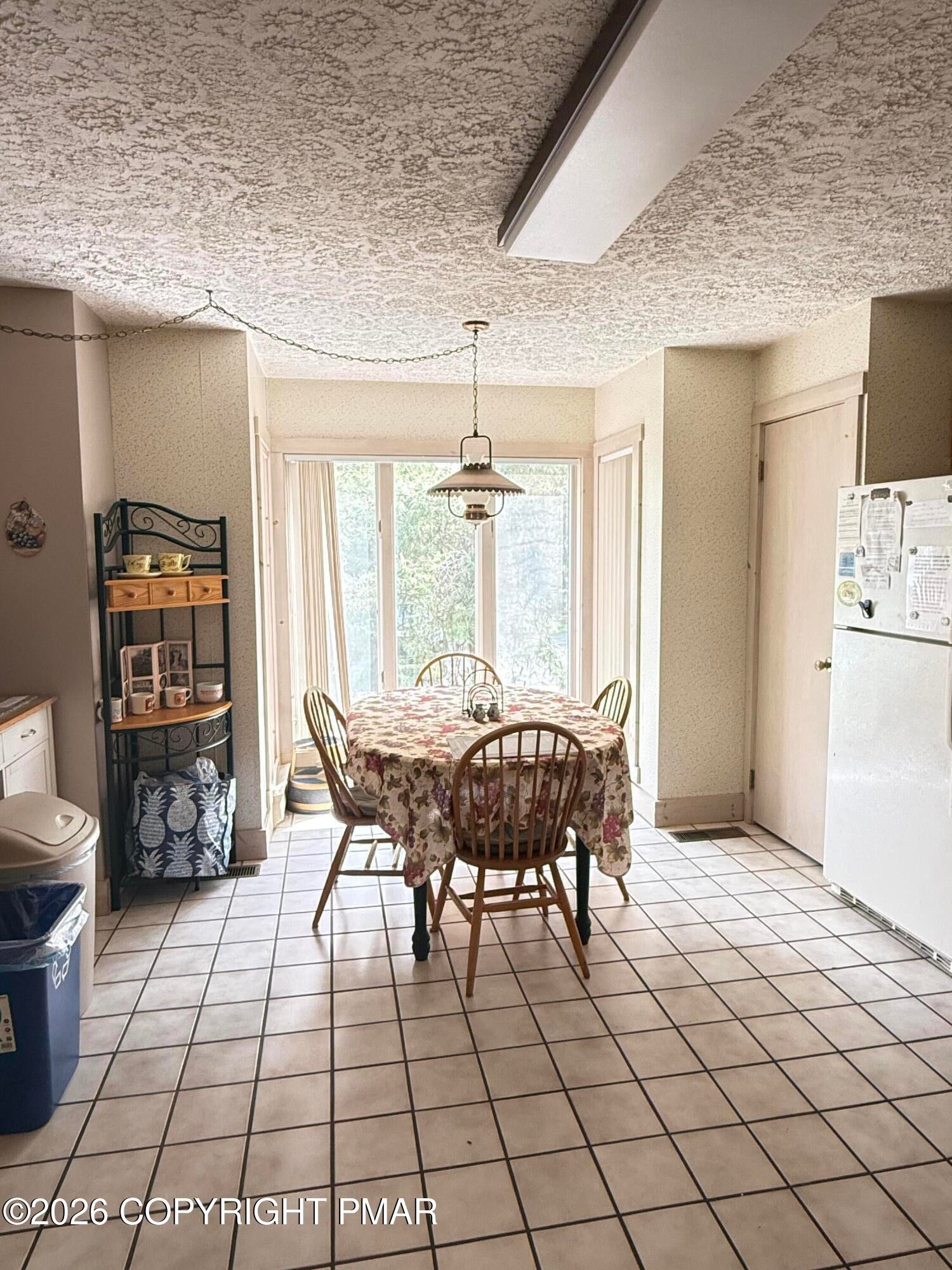 844 Crest Pines Lane