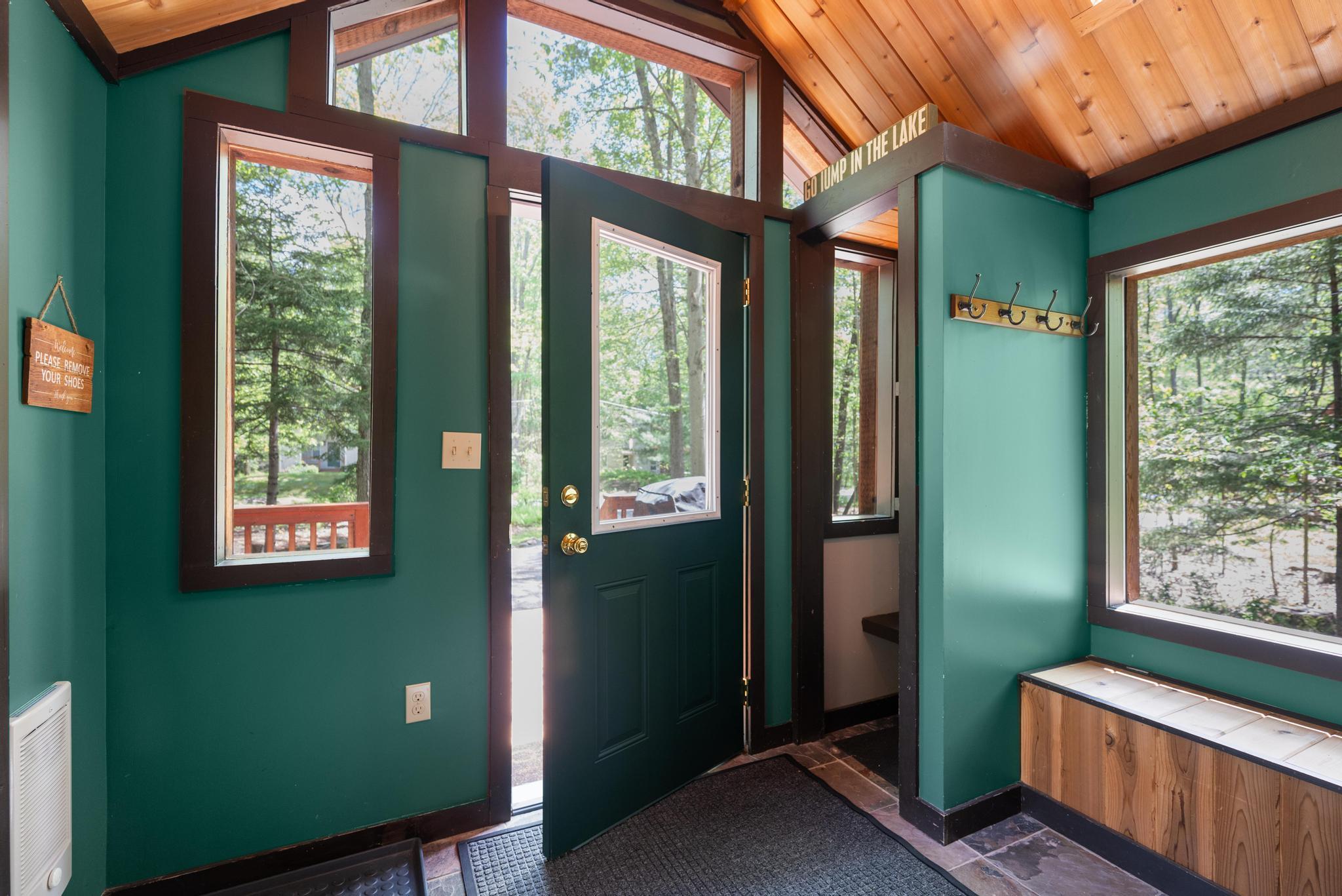 2107 Oak Road, Pocono Pines, Pennsylvania image 5