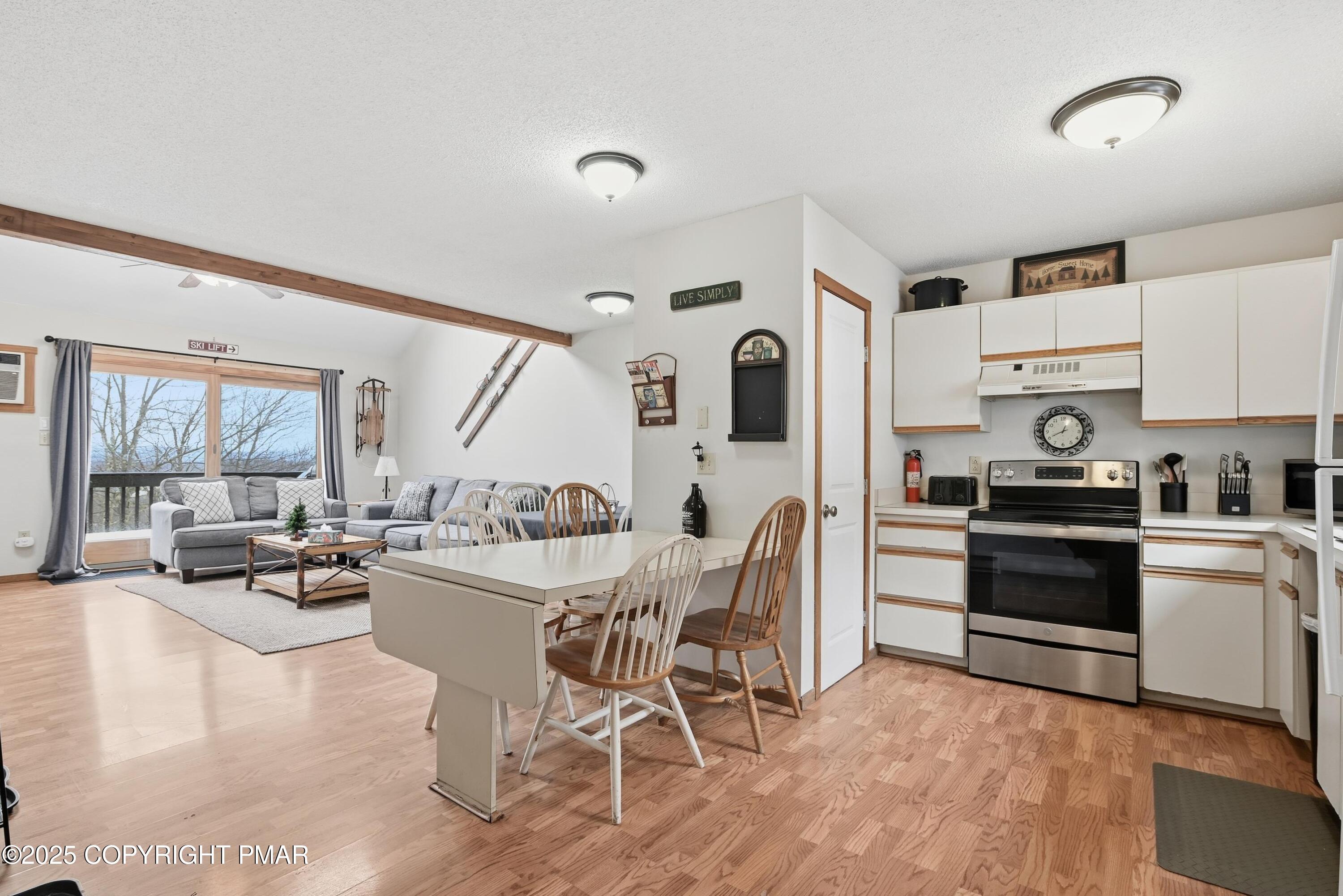 227 Cross Country Lane