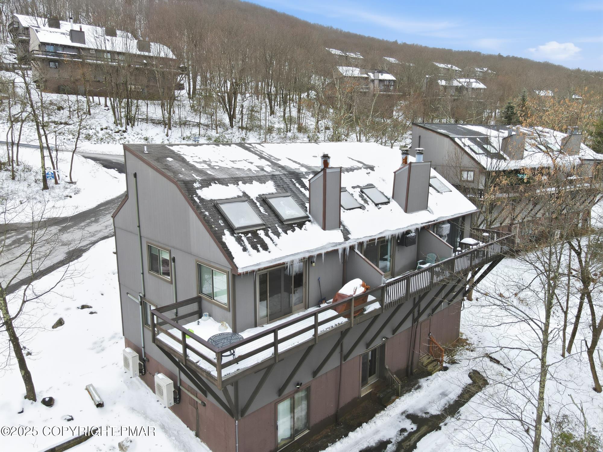 227 Cross Country Lane