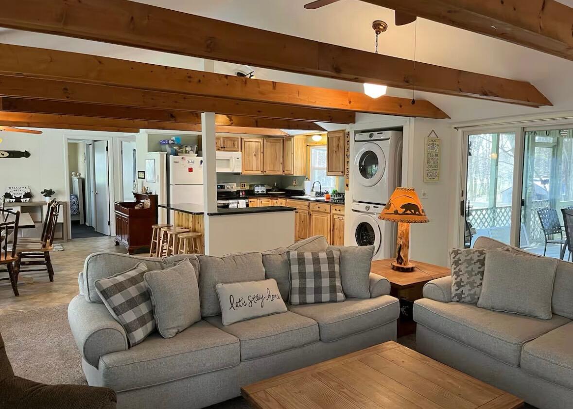 2176 Tuscarora Drive, Pocono Lake, Pennsylvania image 12