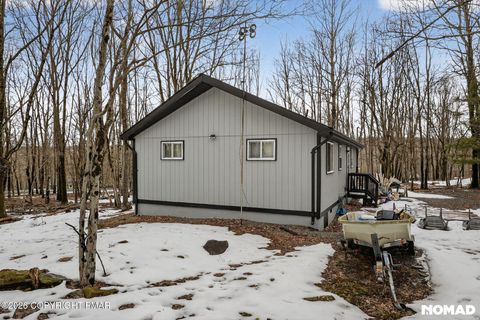 Homes For Sale - 102 Winding Way<br/> Monroe County, Albrightsville, PA 18210