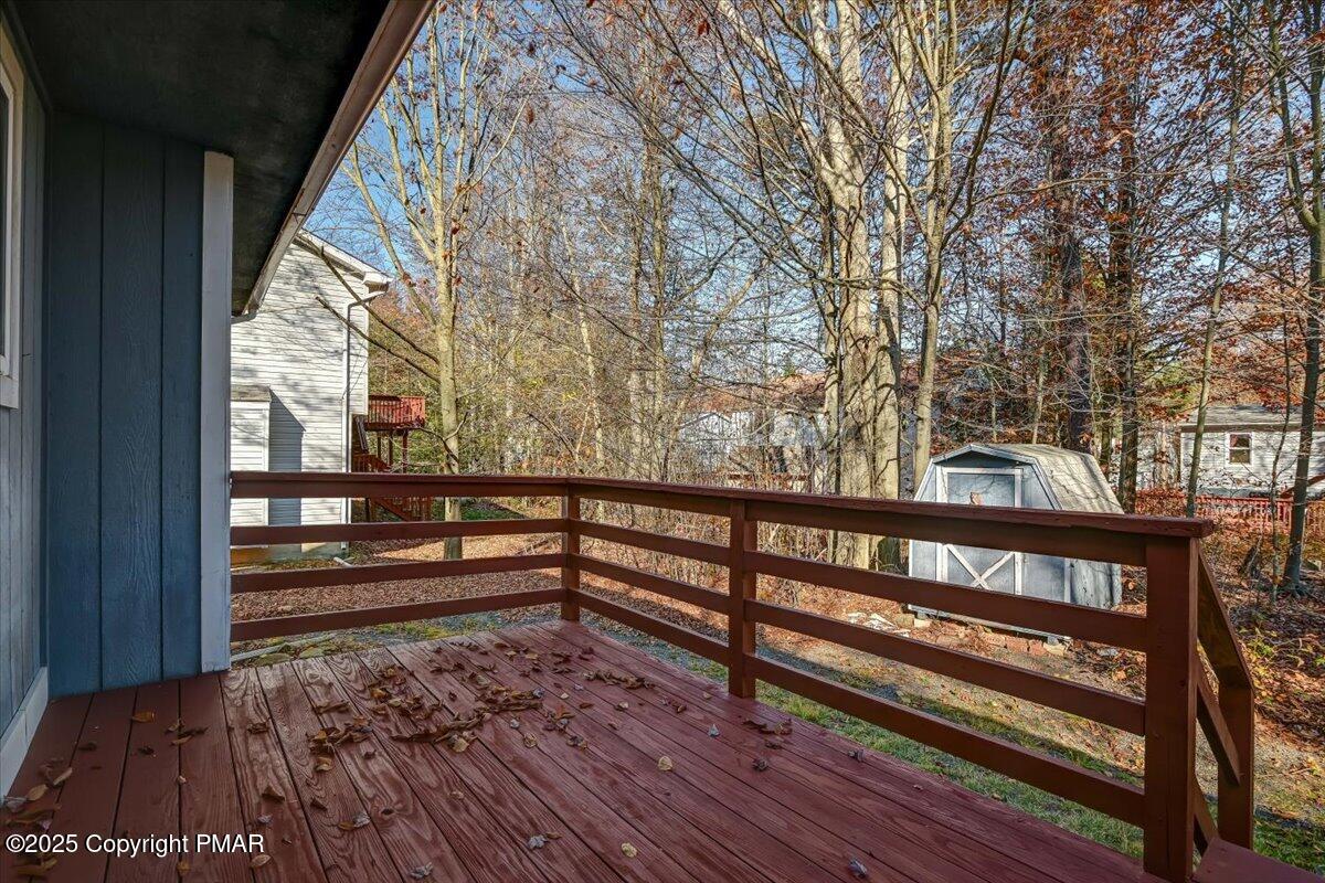 2139 Freedom Way, Pocono Summit, Pennsylvania image 36