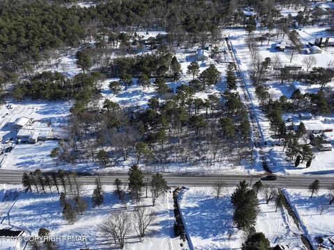 Lr 45086 87 Road Blakeslee PA 18610