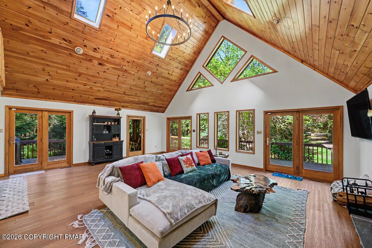 2354 Forest Drive W