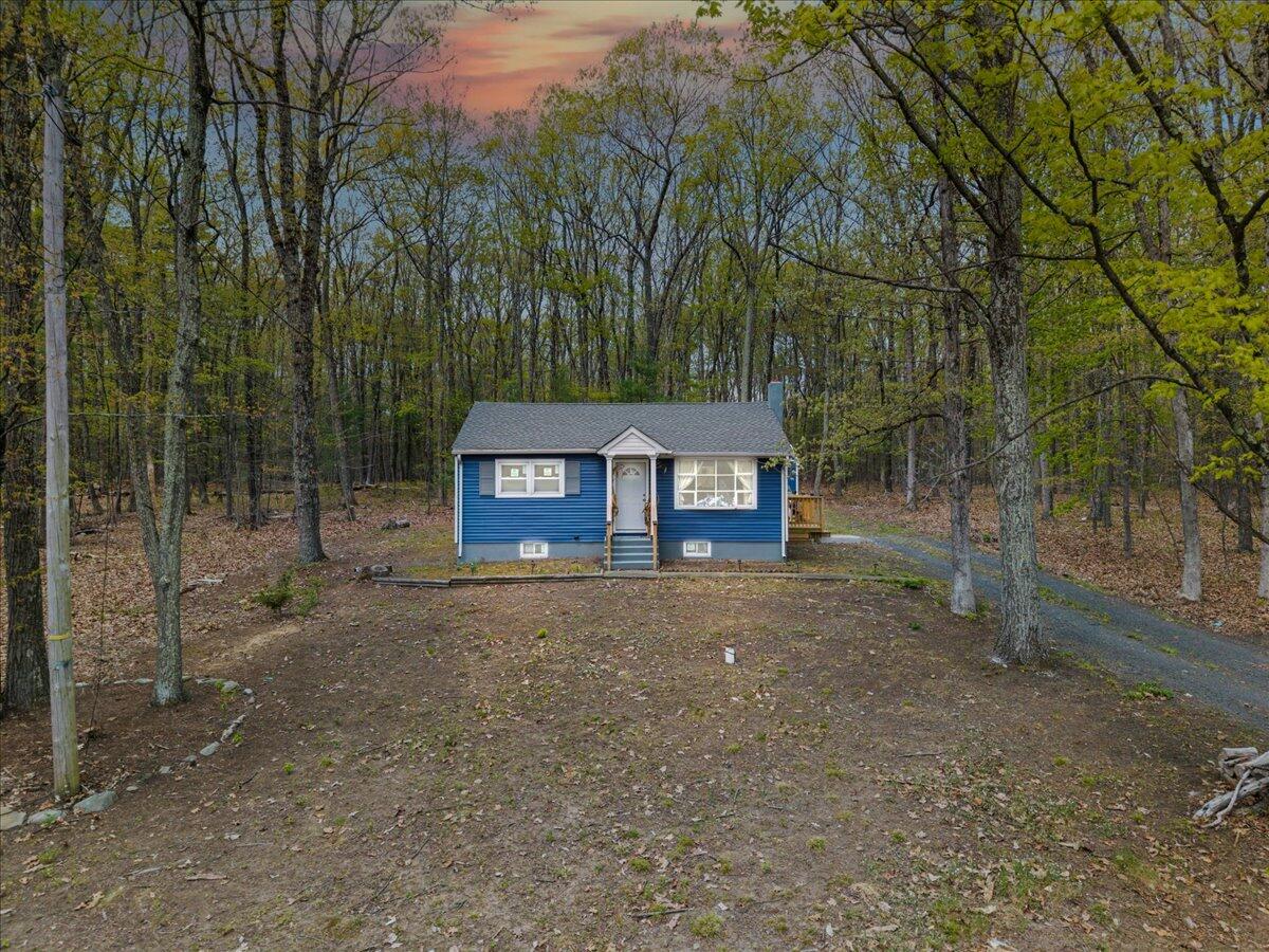 34 Walbert Drive, Stroudsburg, Pennsylvania image 1