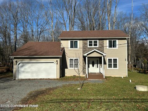 5186 Hummingbird Drive Pocono Summit PA 18346