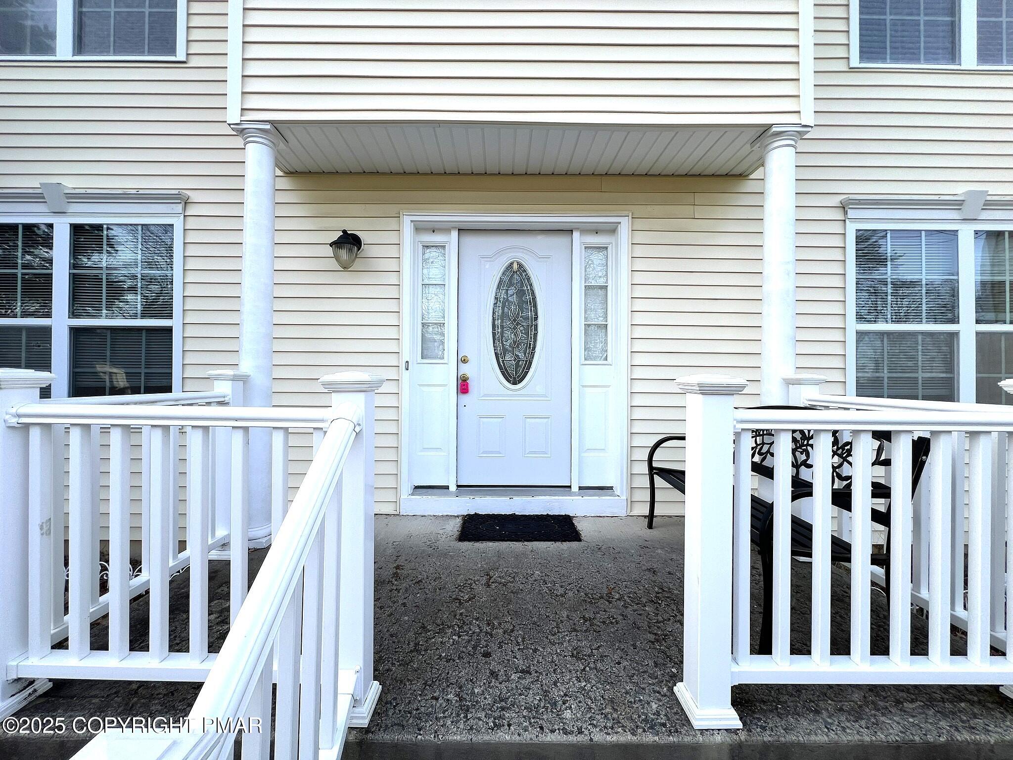 214 Kensington Drive