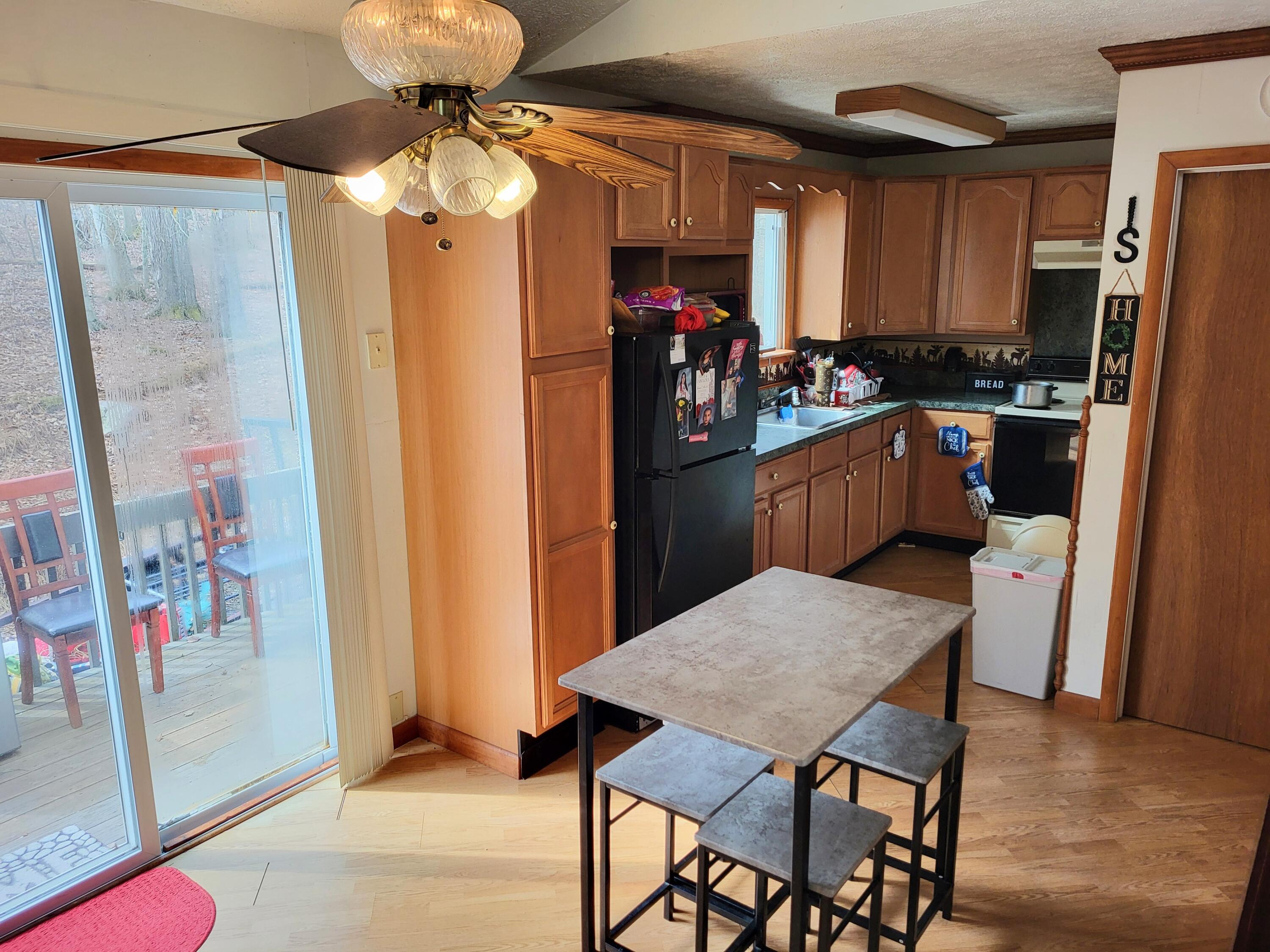 9870 Deerwood Drive, Tobyhanna, Pennsylvania image 3