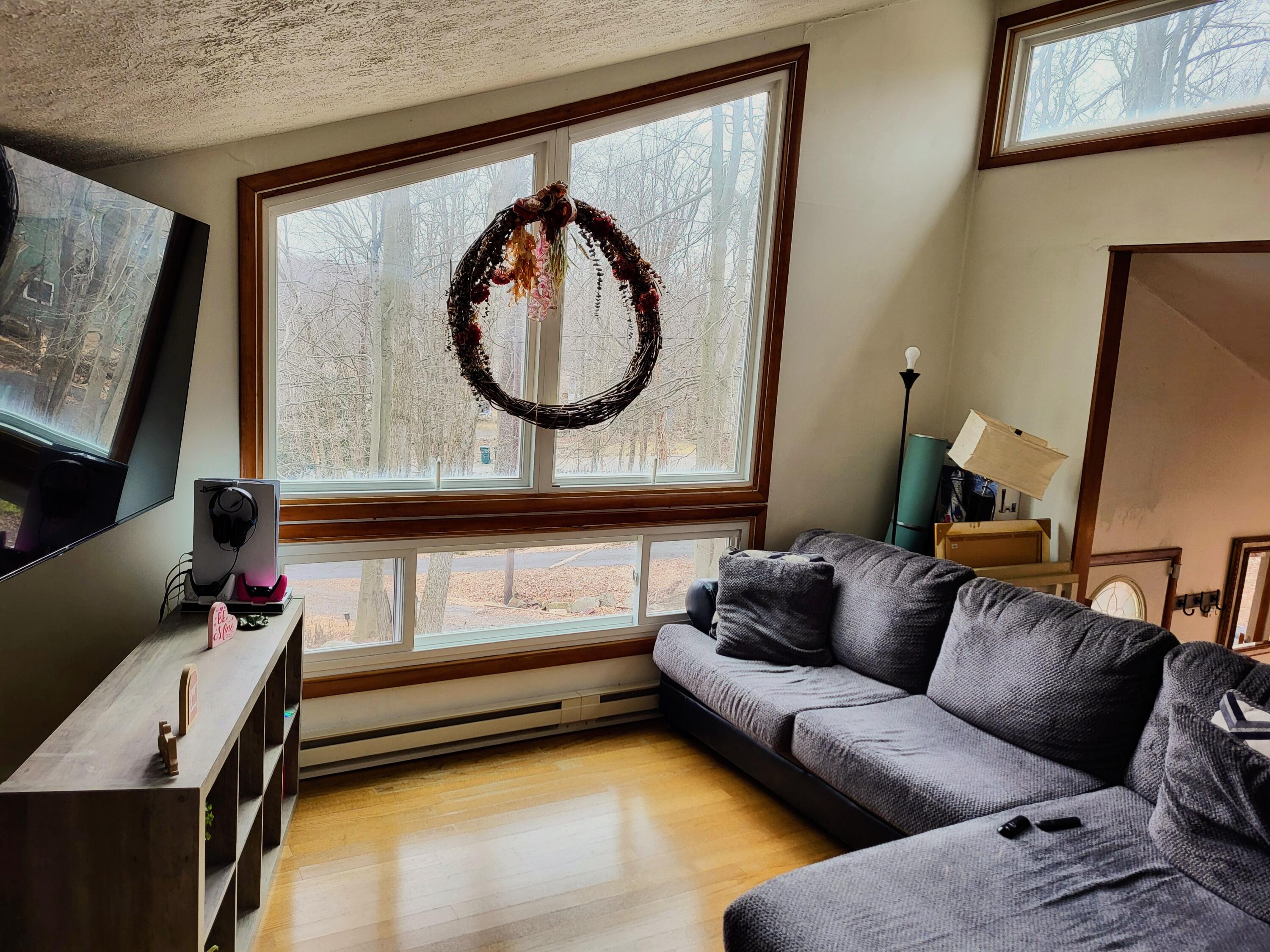 9870 Deerwood Drive, Tobyhanna, Pennsylvania image 8