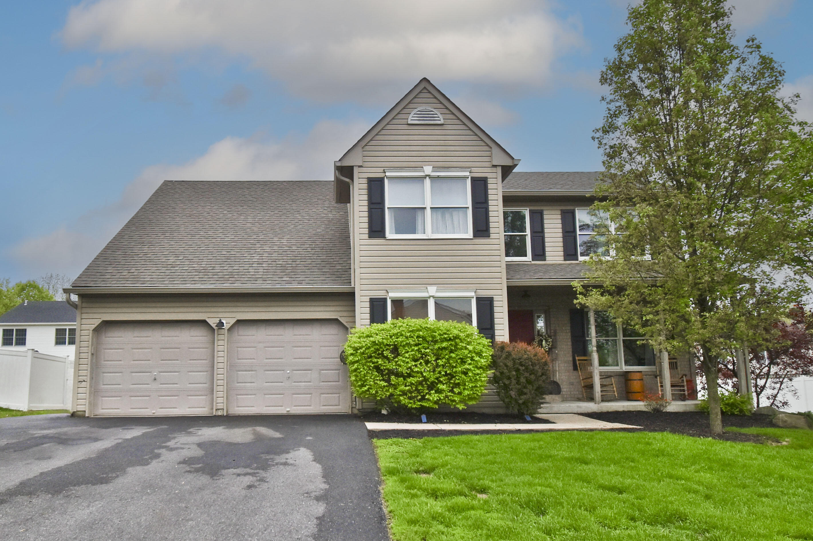 2864 Briarwood Lane, Nazareth, Pennsylvania image 2