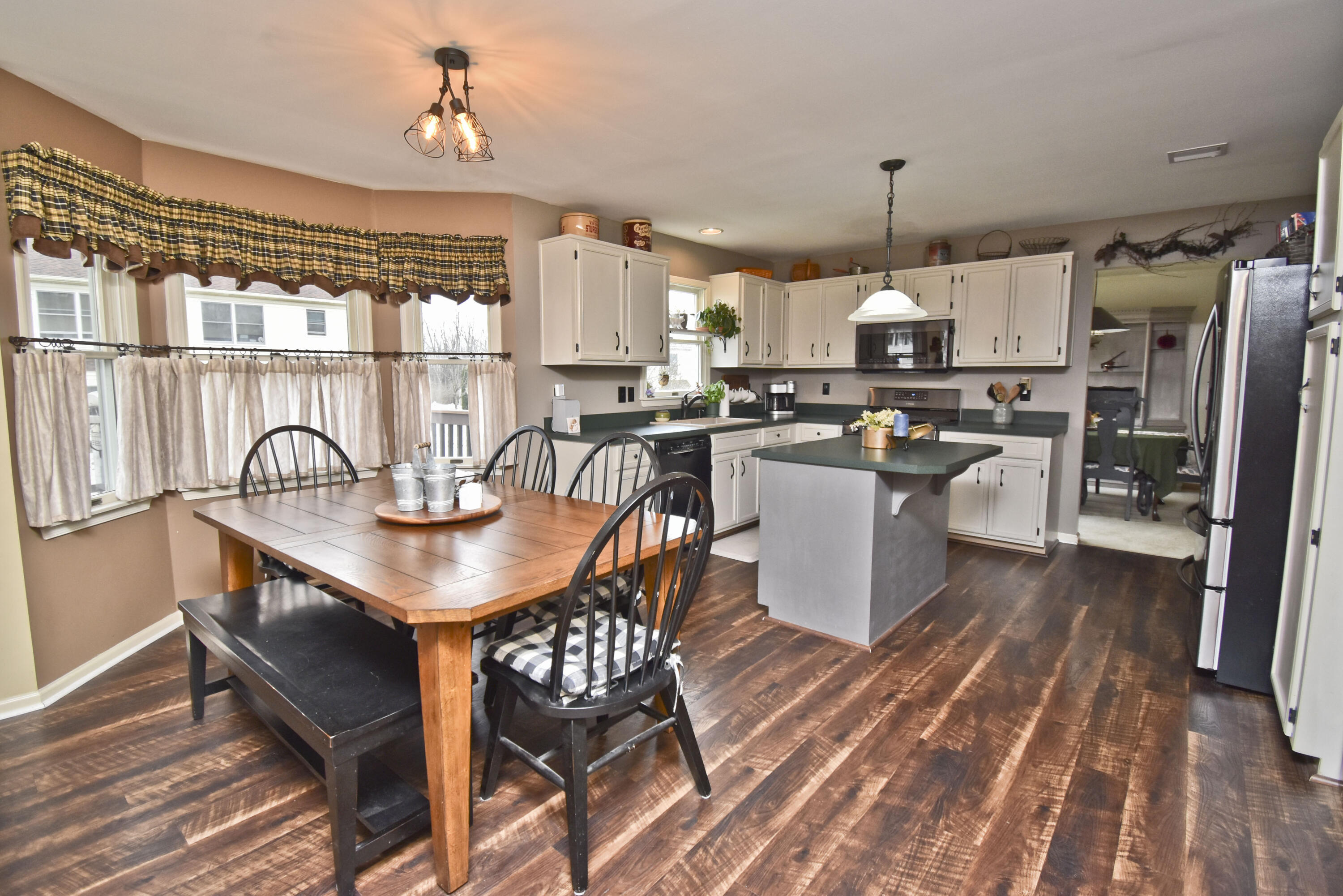 2864 Briarwood Lane, Nazareth, Pennsylvania image 11