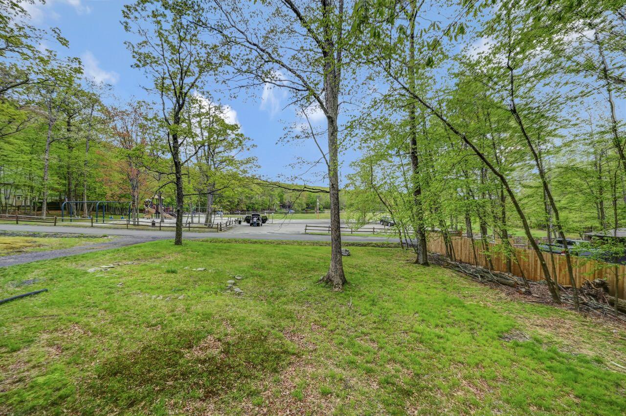 159 Sandstone Drive, Dingmans Ferry, Pennsylvania image 36