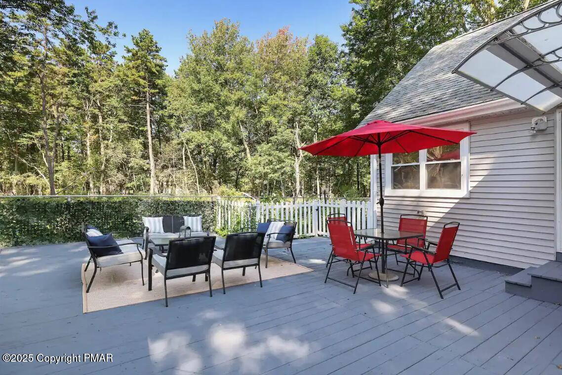 3137 Fern Road, Pocono Summit, Pennsylvania image 3