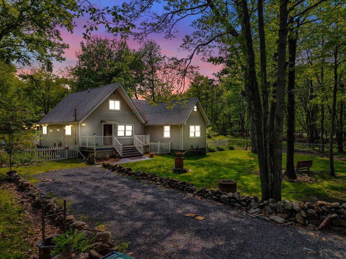 3137 Fern Road, Pocono Summit, Pennsylvania image 1