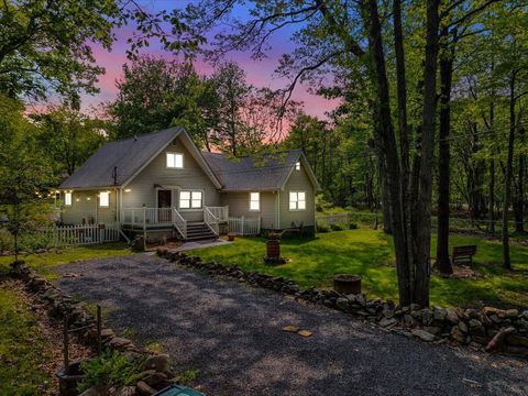 3137 Fern Road Pocono Summit PA 18346