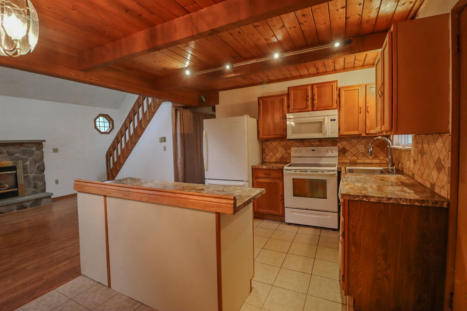 2880 Fairhaven Drive, Tobyhanna, Pennsylvania image 3