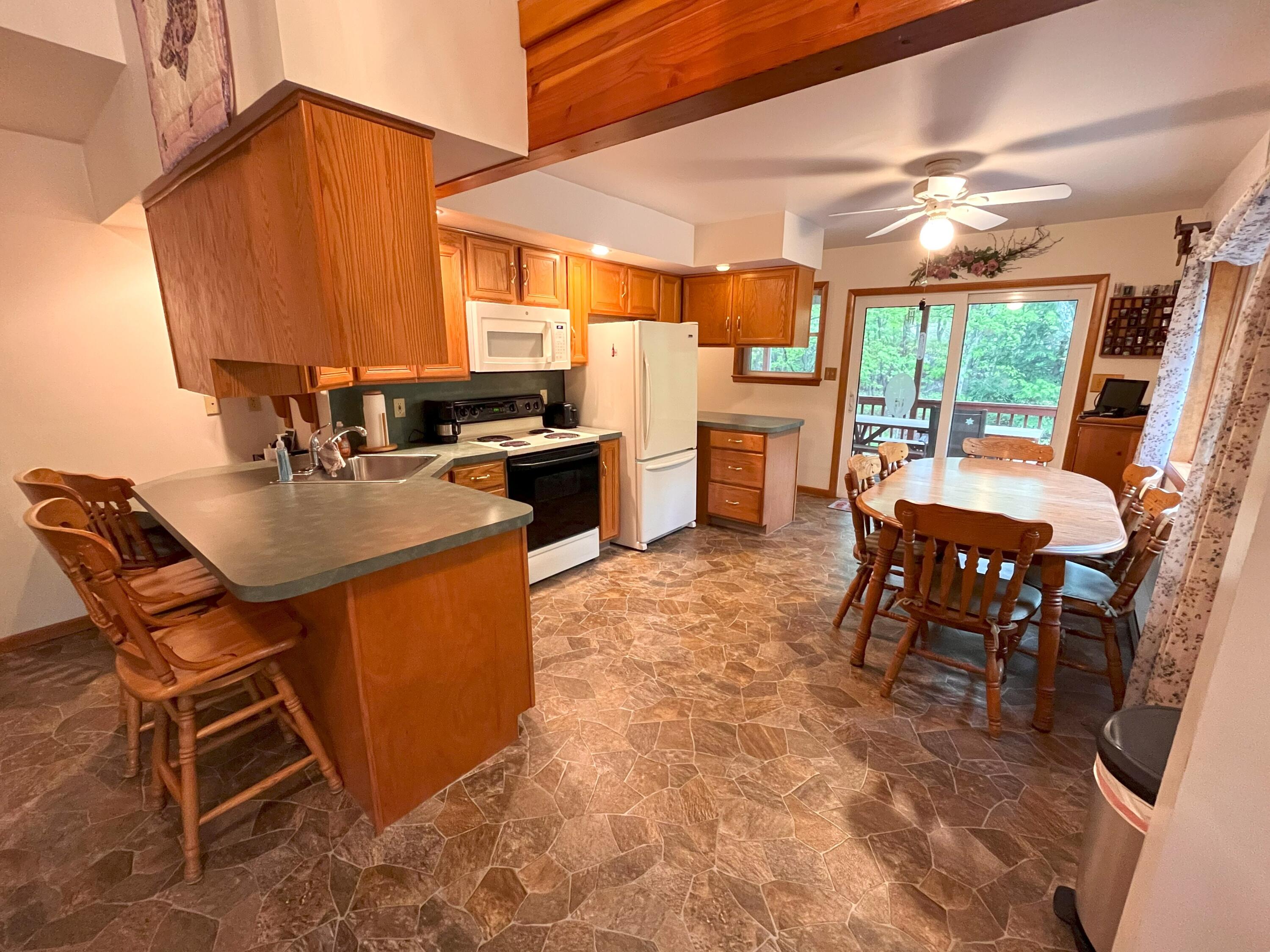 39 Honeysuckle Drive, Jim Thorpe, Pennsylvania image 4