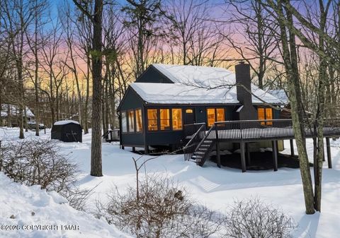 103 Ashley Court Bushkill PA 18324