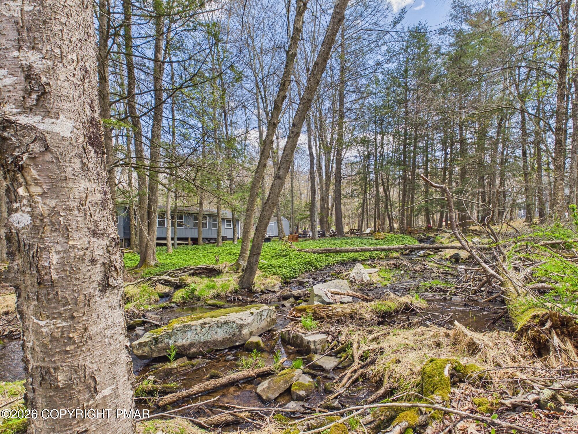 1482 Arrowhead Drive
